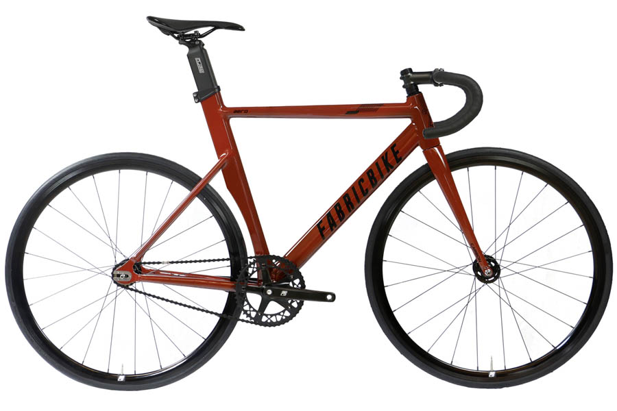 p>De FabricBike Aero track fiets is gebouwd op een 6061-T6 aluminium frame