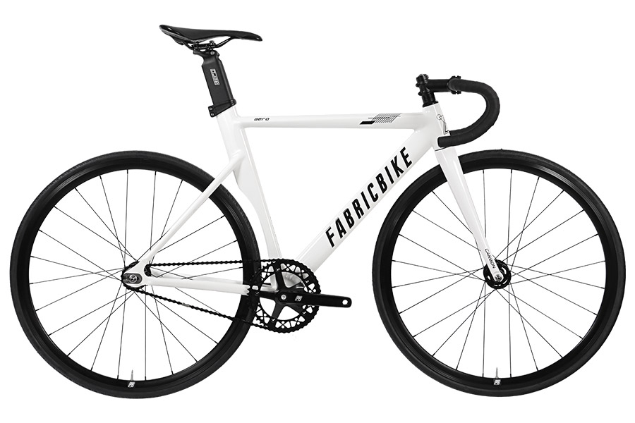 p>De FabricBike Aero track fiets is gebouwd op een 6061-T6 aluminium frame