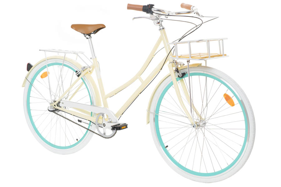 De FabricBike City stadsfiets is het model van het fietsmerk FabricBike voor dames. Het wordt geleverd met een chromoly frame