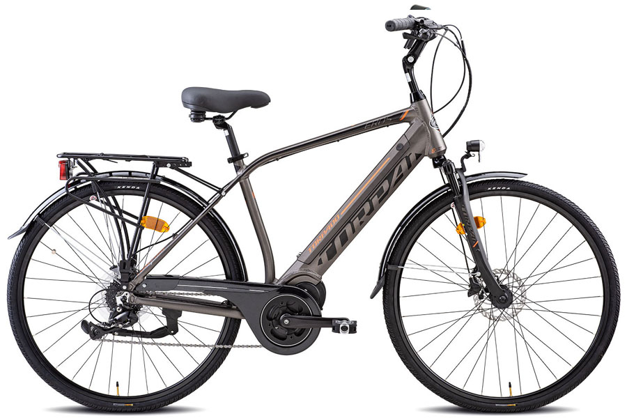 De 8-speed Torpado EROS - T225 elektrische fiets heeft alles wat je nodig hebt. Deze aluminium fiets heeft een elegante kleur en een compact design. Hierdoor is de fiets sterk en duurzaam. De T225 is uitgerust met een groot aantal accessoires