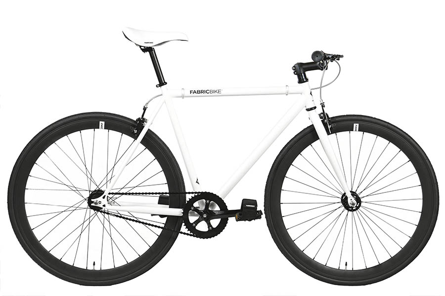 De FabricBike fixed gear en single speed fiets is ideaal om te starten in de wereld van de stadsfietsen. Het heeft een uitstekende kwaliteit-prijsverhouding