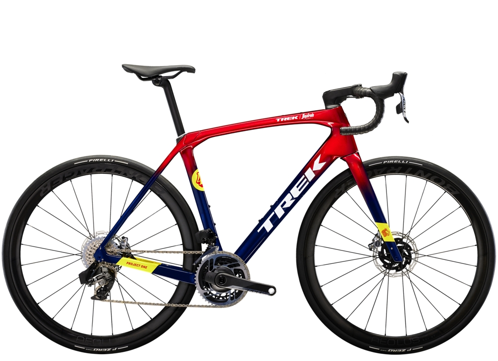 Trek Domane SLR 9 eTap 50 Metallic Red Smoke to Blue Smoke Fade