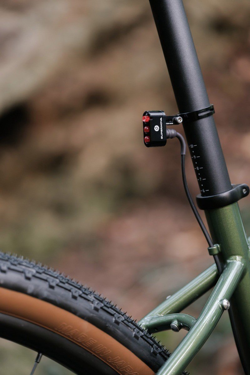 Bombtrack - Beyond 2 Adventure Bike - Metallic Groen - M - 48cm Fiets kopen online