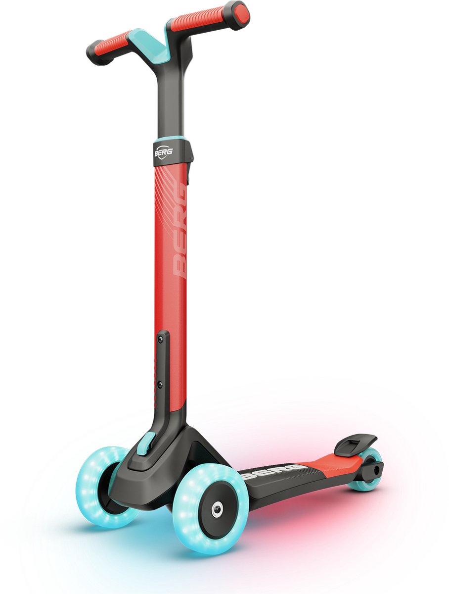 berg nexo kinderstep 2 tot 12 jaar rood opvouwbaar in hoogte verstelbaar incl led deck led wielen
