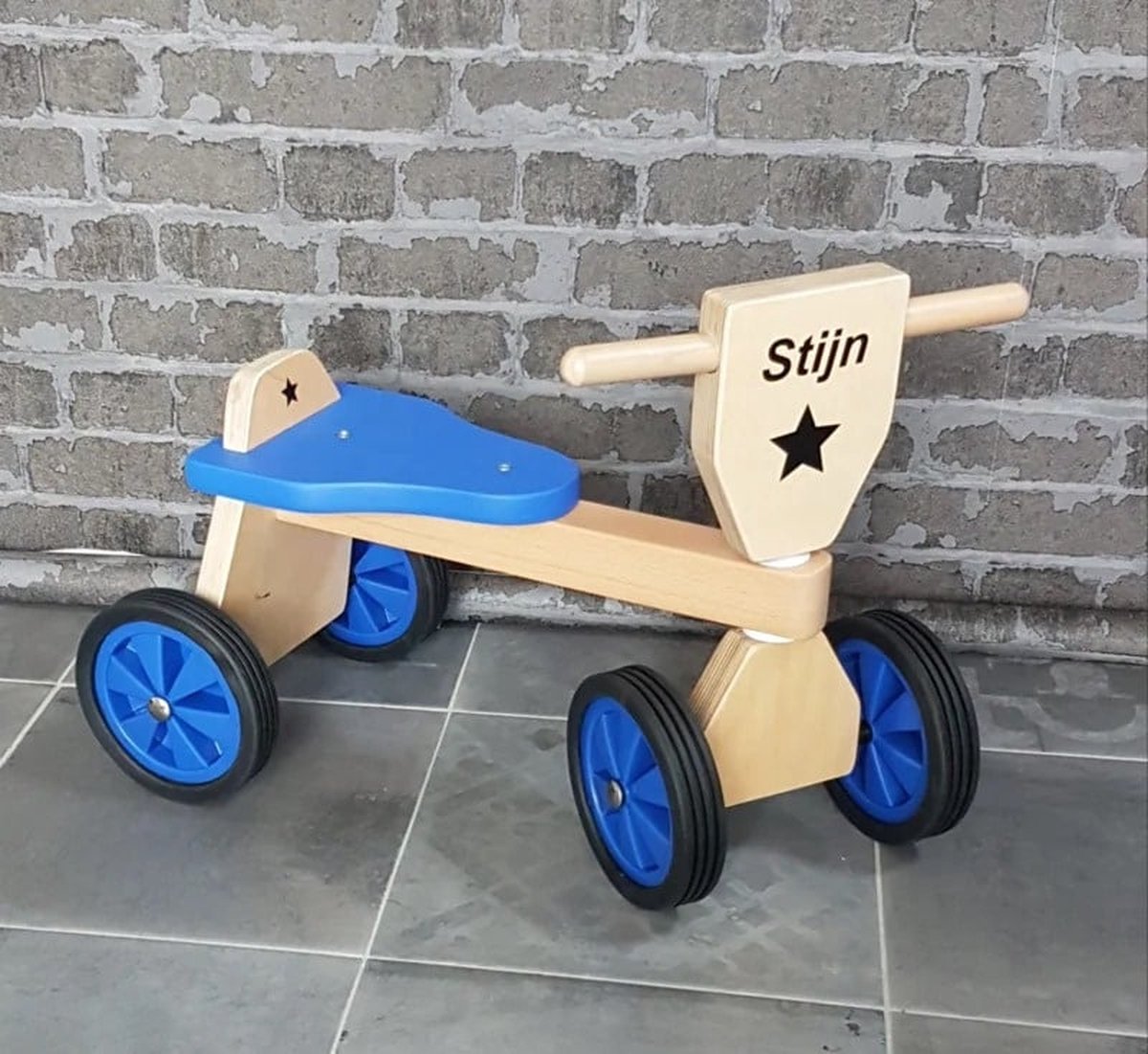 Blauwe loopfiets met naam Playwood Loopfiets kopen online