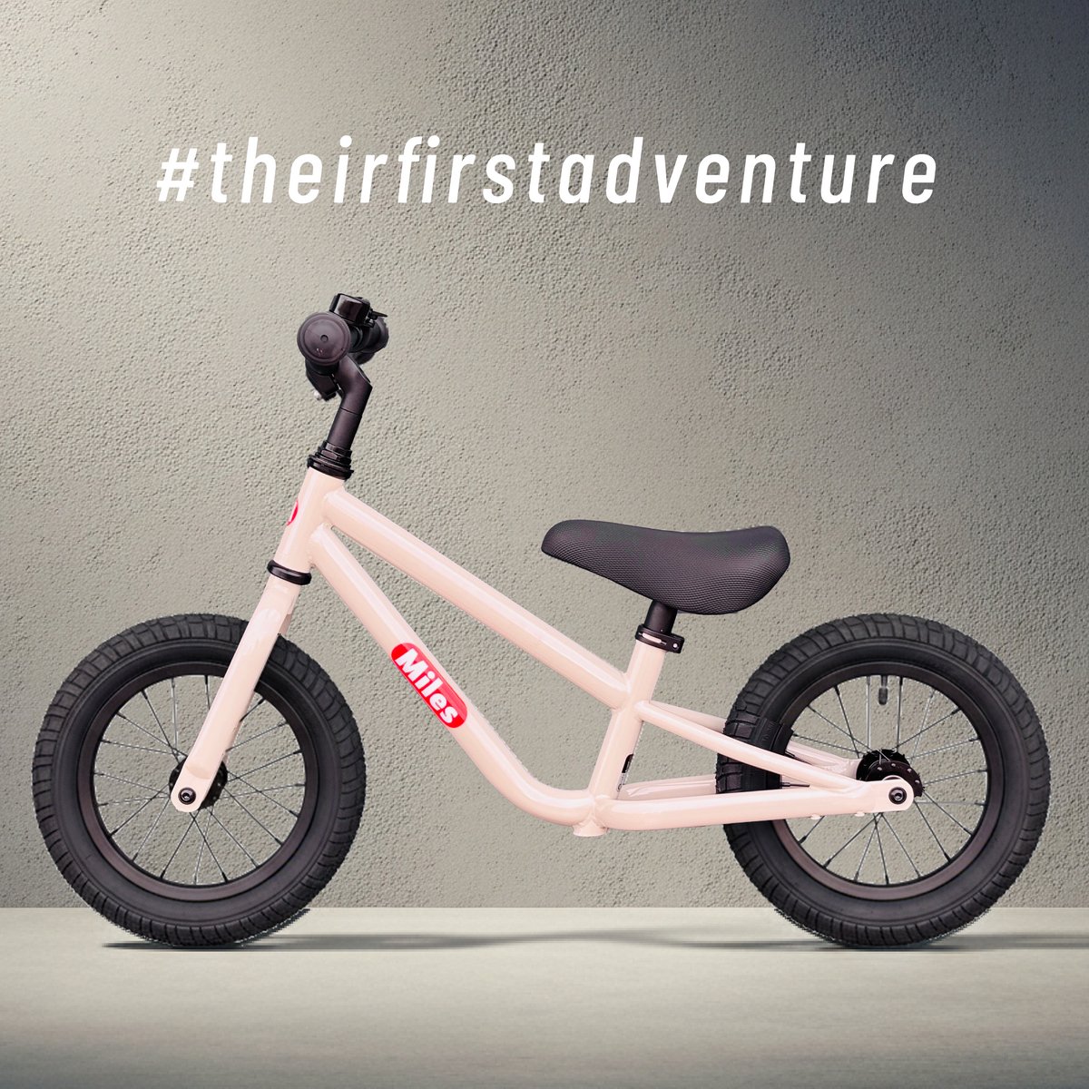 Miles Loopfiets – Stone Grey – 1,5 tot 4 jaar – Glans Grijs / Beige Loopfiets kopen online