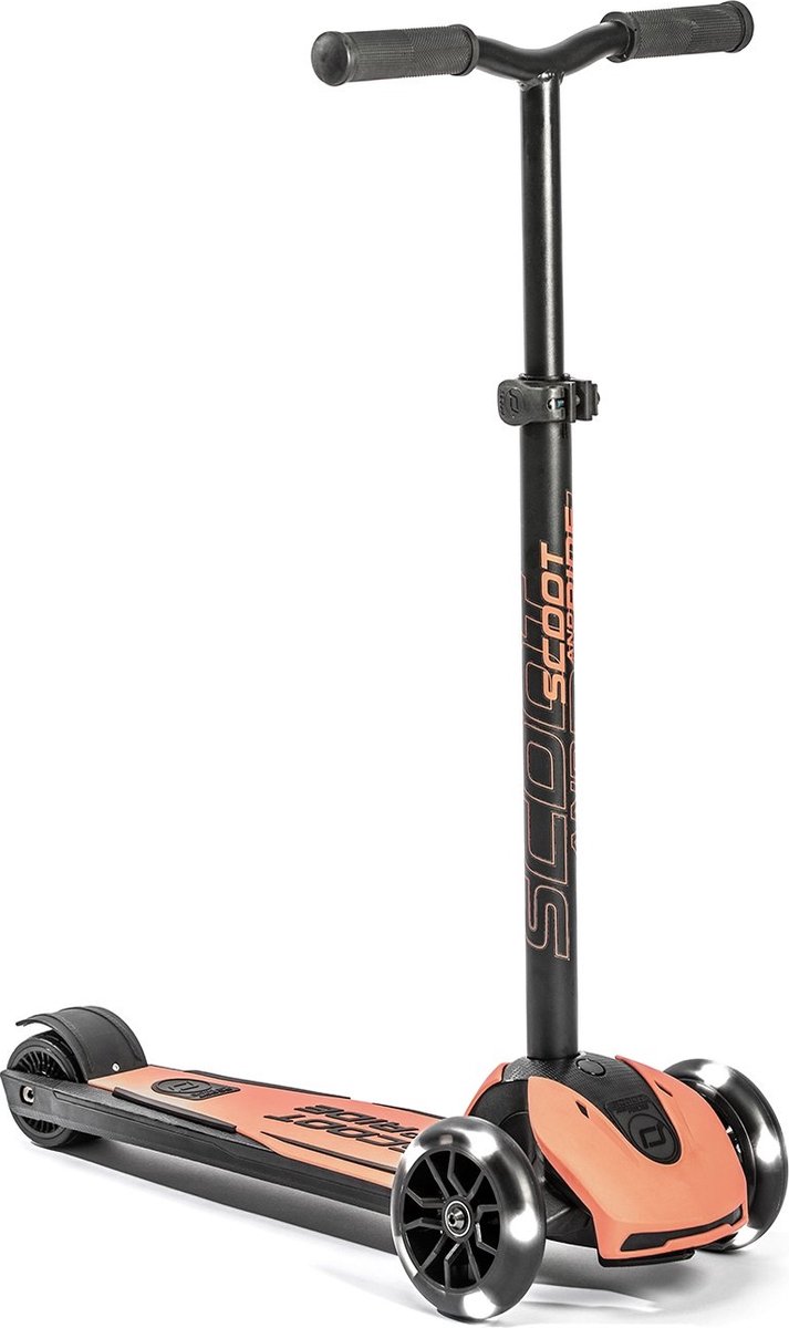 Scoot and Ride - Kindersteppen Highwaykick 5 LED - Buitenspeelgoed - Peach Step kopen online