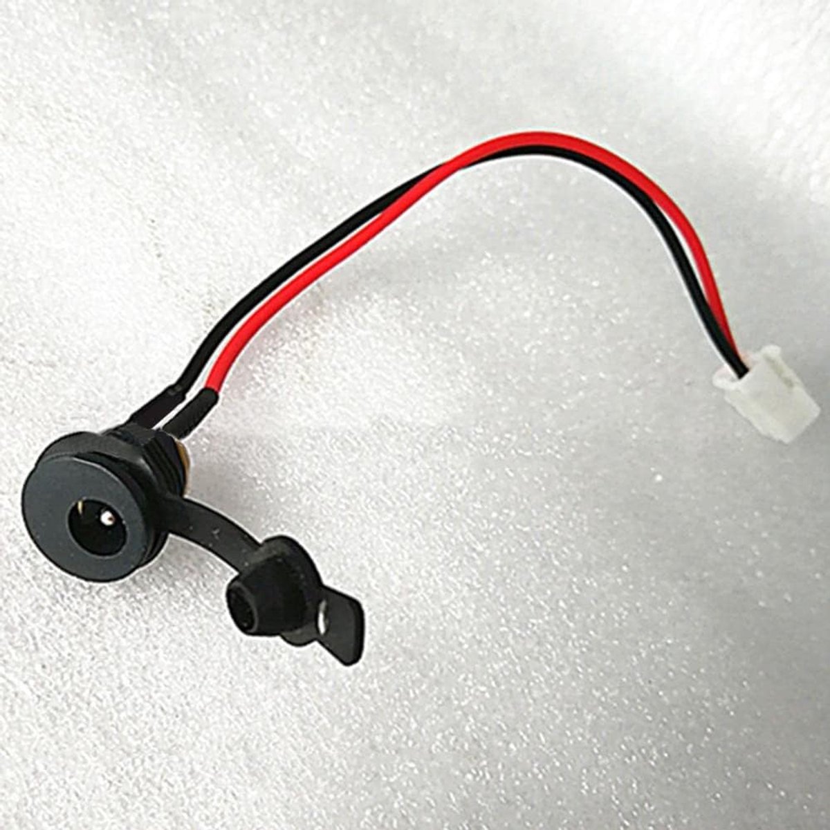 elektrische scooter oplaadpoort dc lader connector ronde gat aansluiting accessoires tweedelig