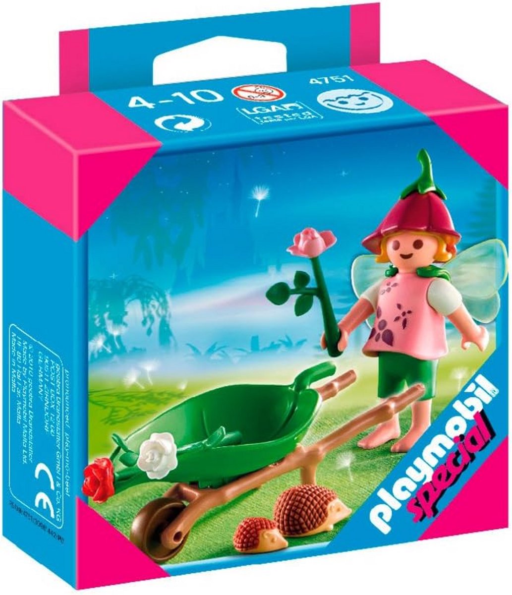 fee met kruiwagen en bladeren speelfiguur