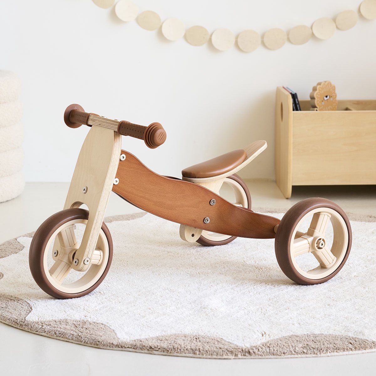 Petite Amélie Houten loopfiets 1 jaar | «Noyer» | Walnoot Loopfiets kopen online