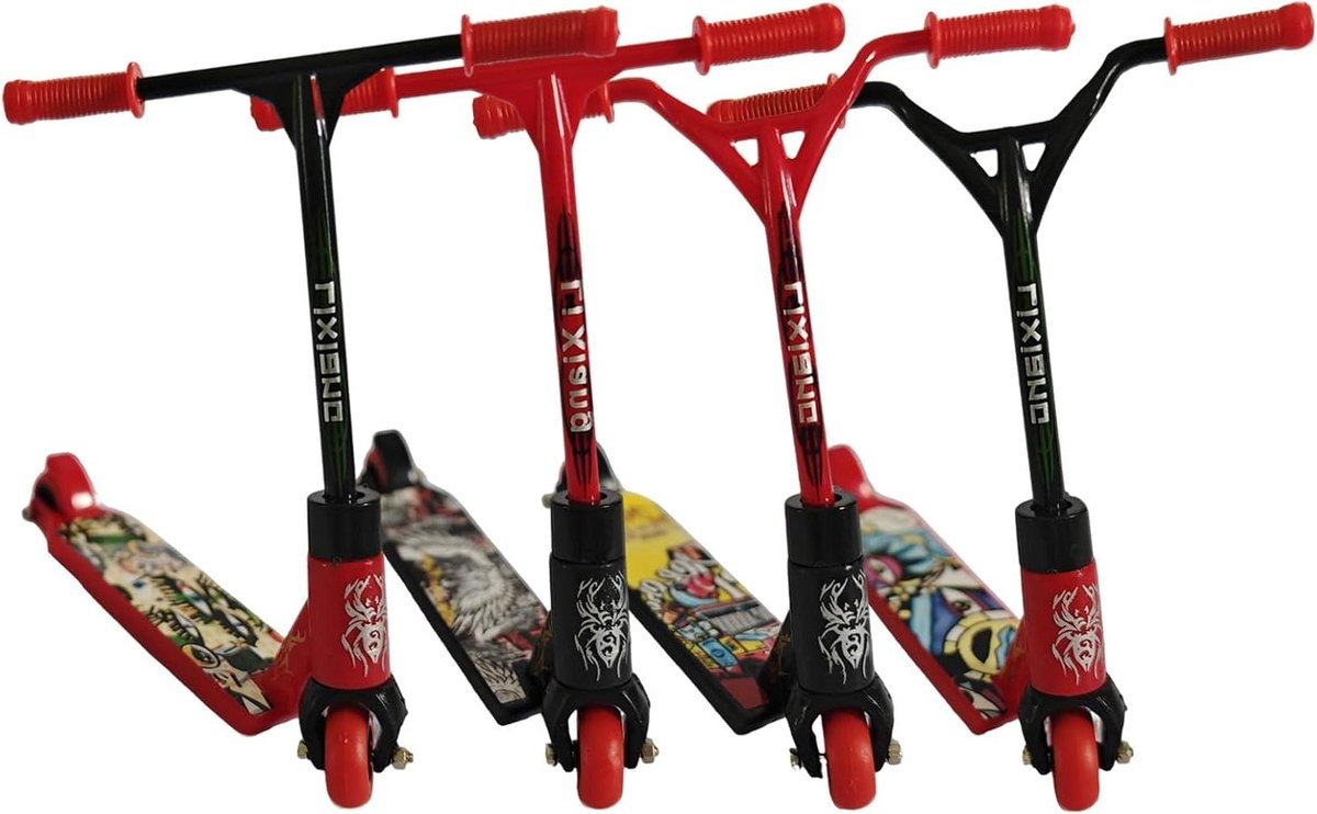 4 stuks mini skateboard set voor kinderen leuk gadget voor verjaardag en feestje vingerspeelgoed met skate thema