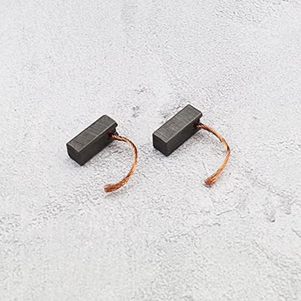 2 pairs motor koolstofborstels voor elektrisch gereedschap motoren 7x8x19mm 0 27x0 31x0 75inch accessoires voor elektrisch gereedschap vervangingsonderdelen