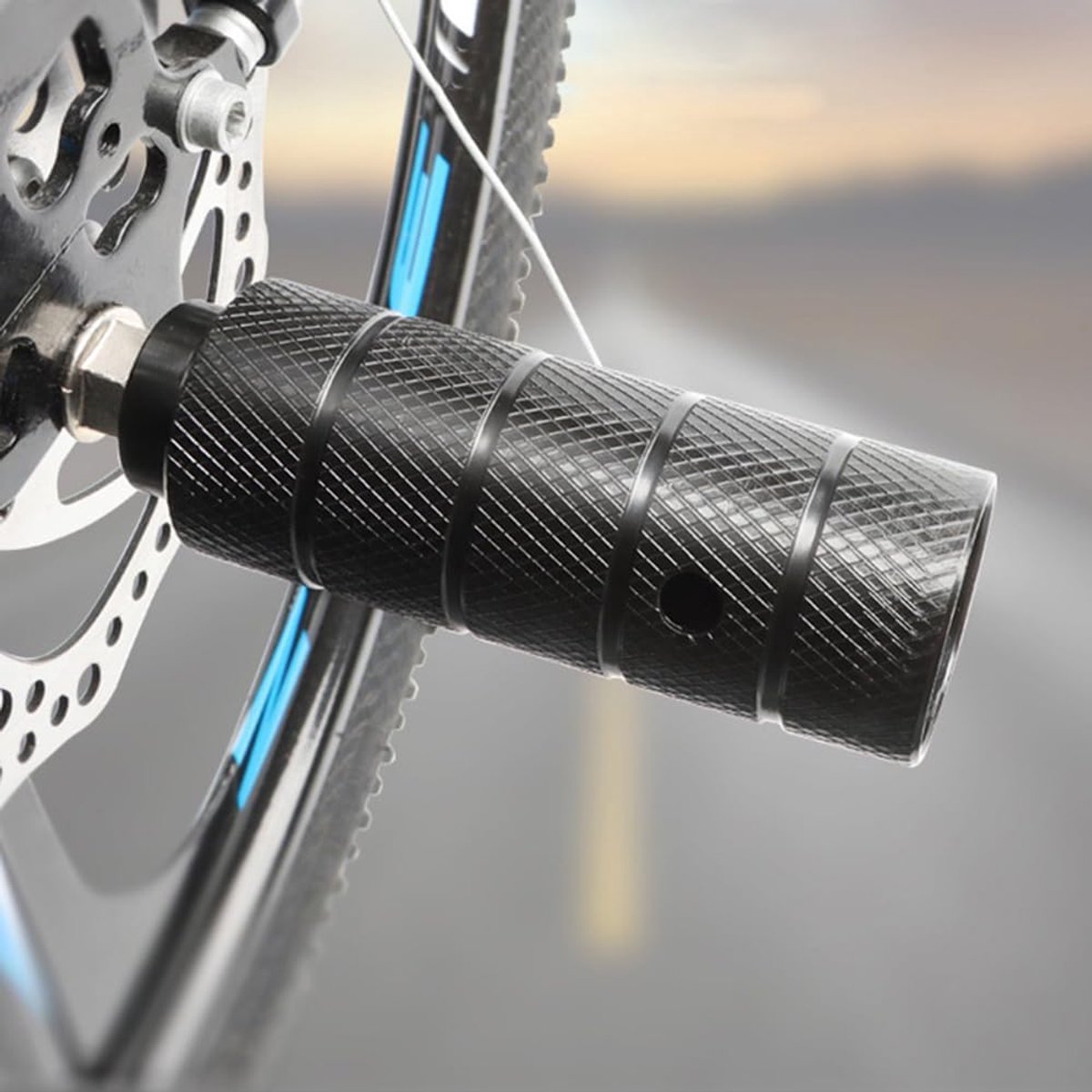 Bicycle Pegs - BMX Stunt Pegs - Rear Axle Foot Pegs - Geschikt voor Voor- of Achteras van Fietsen - Voor Wegfietsen en Mountainbikes - Set van 2 - Zwart Fiets kopen online