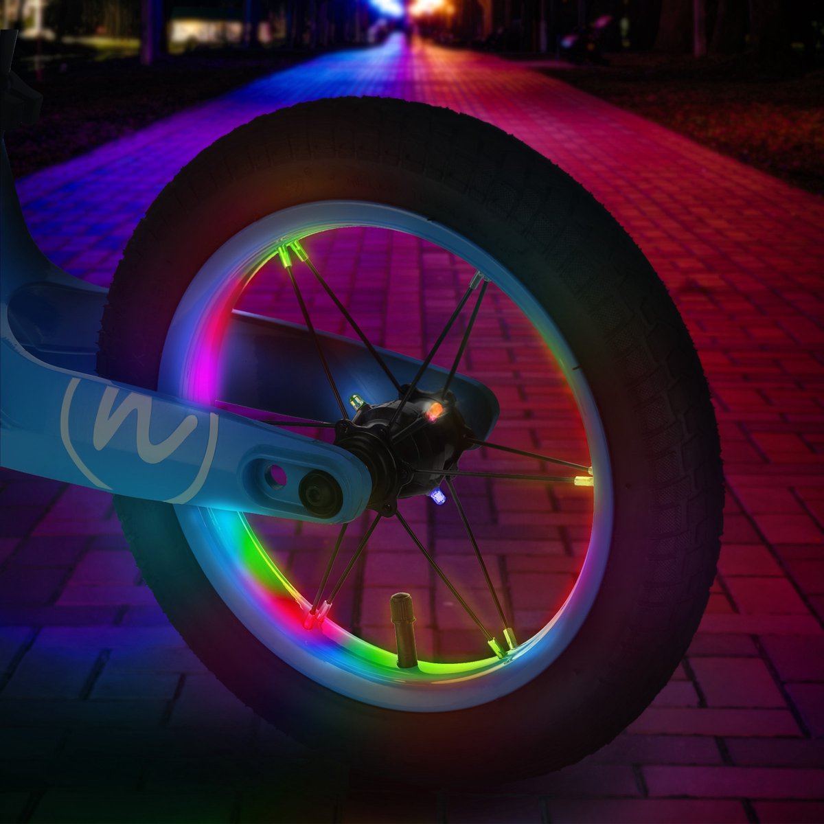 NILS FUN RB901 - Loopfiets - 12 Inch - Pompbanden - LED - Magnesiummix Loopfiets kopen online
