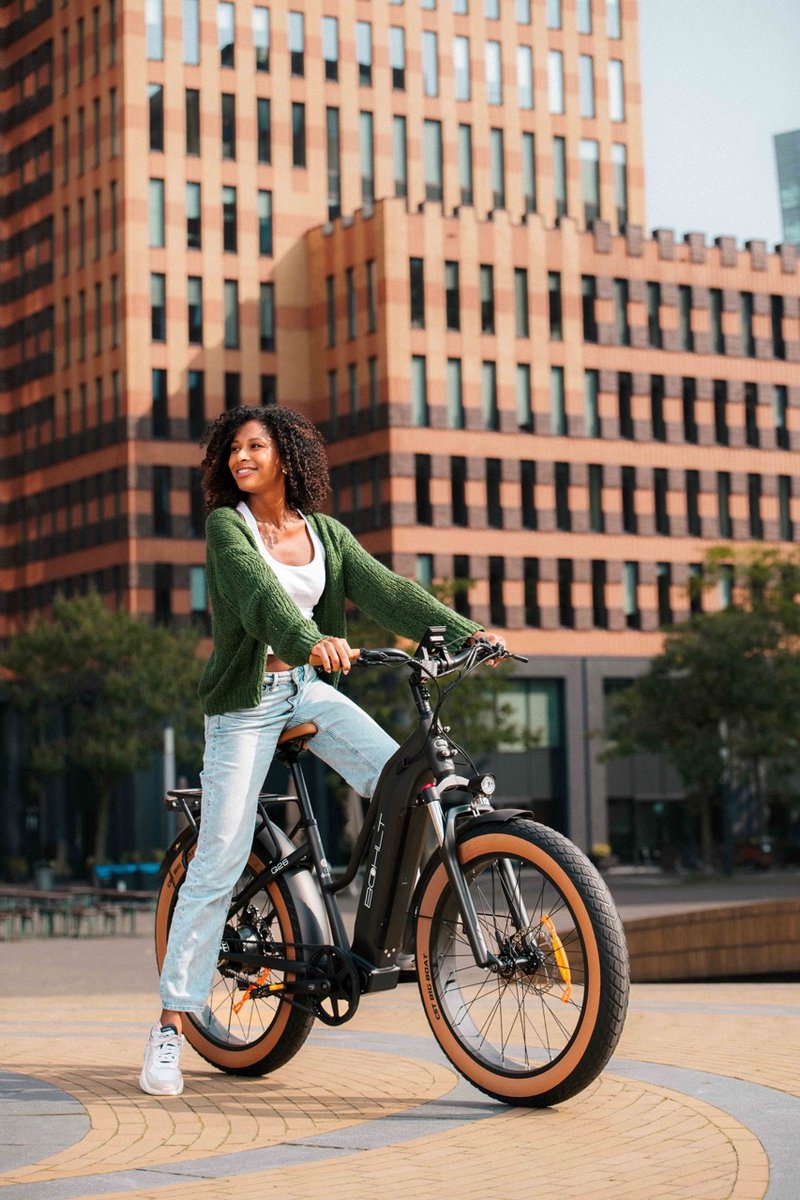 BOHLT Q26 - Actieradius tot 80km - Gates Belt Drive - Maximumsnelheid 25 km/u - 250W - Elektrische Fatbike - Zwart Fiets (elektrisch) kopen online