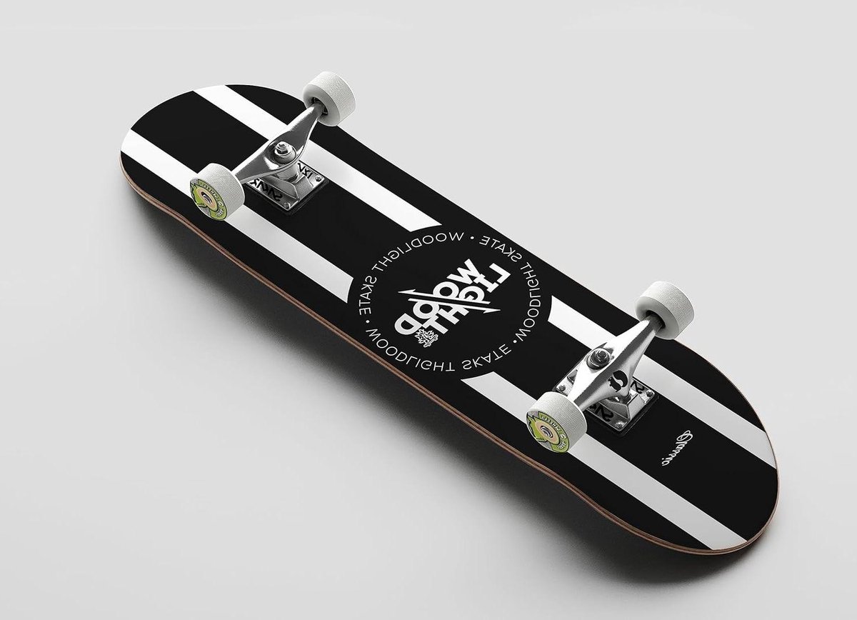Compleet Skateboard - Hout Board - Buiten Sporten - Klassiek Design - 7.875 Inch - Zwart Wit Skateonderdeel kopen online